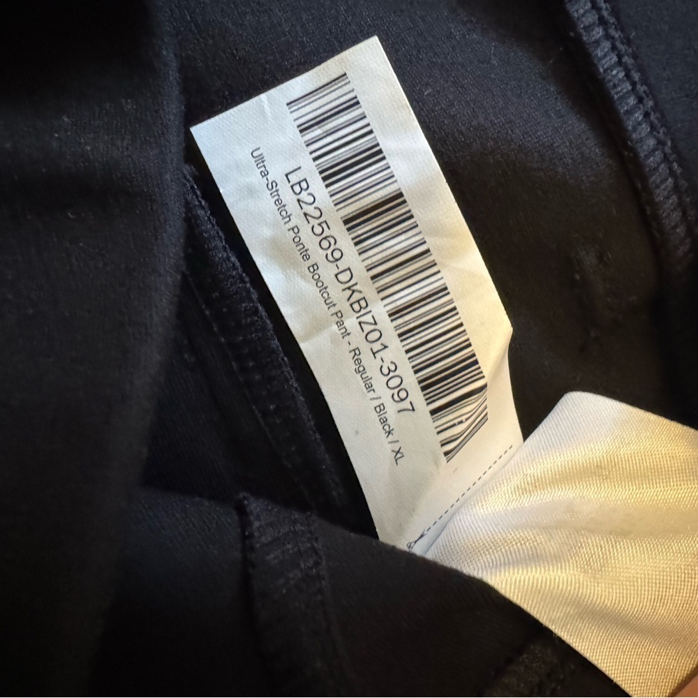 NEW Quince Ultra Stretch Ponte Bootcut Pants Black Size XL Professional NWT - Picture 11 of 11